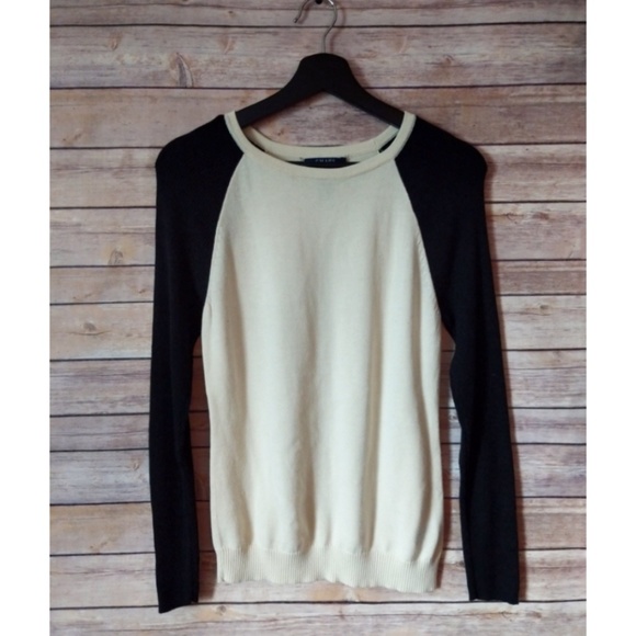 Chaps Sweaters - Chaps Cream and black modal ribbed sleeve Sweater